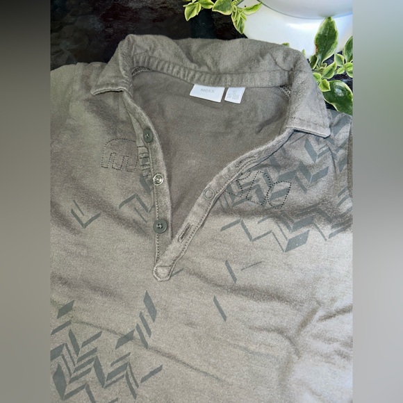 Mexx | v neck with colar long sleeve tee military green | size 24-30m - Picture 3 of 5